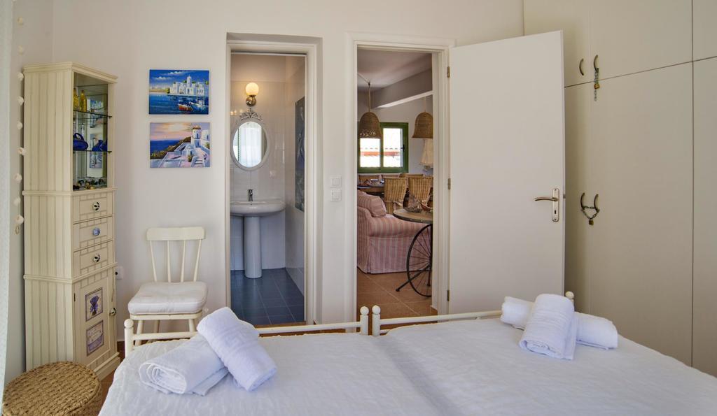 Avra Villa Gaios Room photo