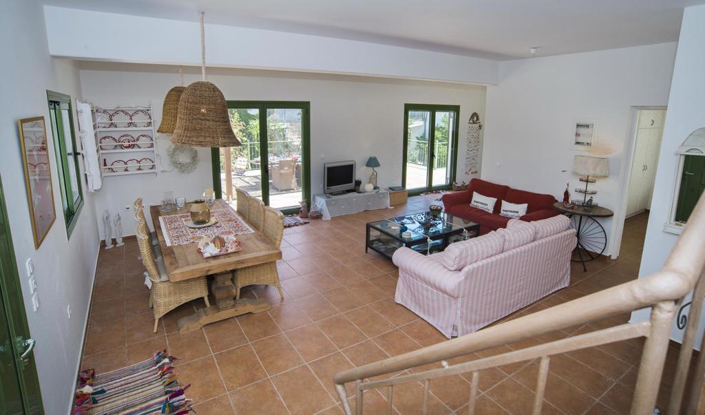 Avra Villa Gaios Room photo